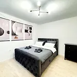 Holidayhome Apartments I Luxery Private Room In Heart Of Berlin