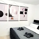 Holidayhome Apartments I Luxery Private Room In Heart Of Berlin