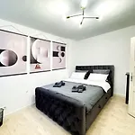 Holidayhome Apartments I Luxery Private Room In Heart Of Berlin